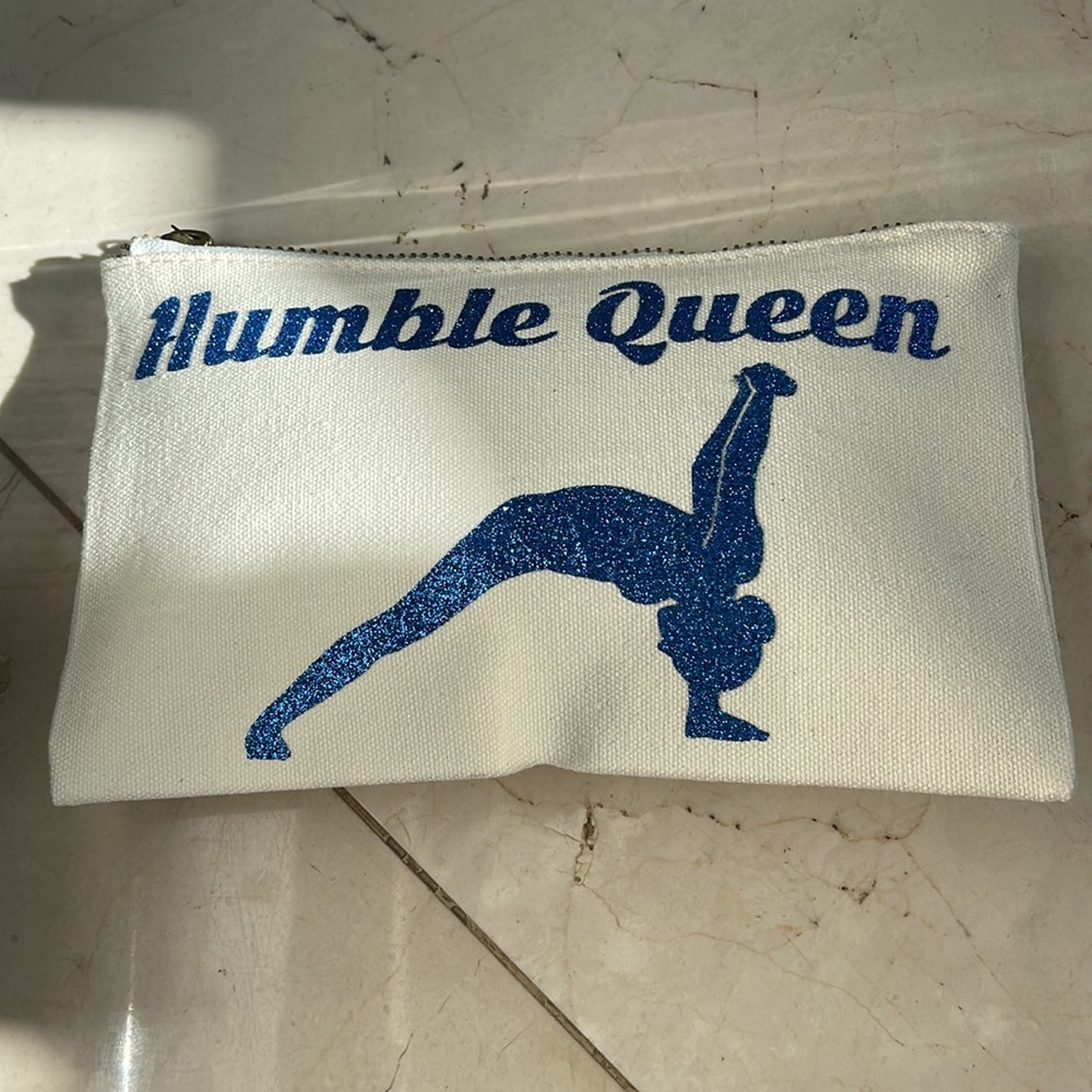 Make Up pouch - HUMBLE QUEEN